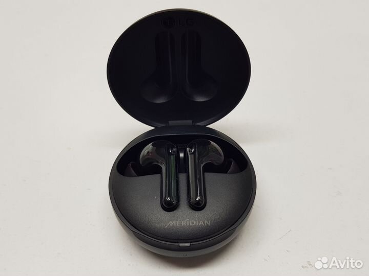 Беспроводные наушники LG tone Free FN7