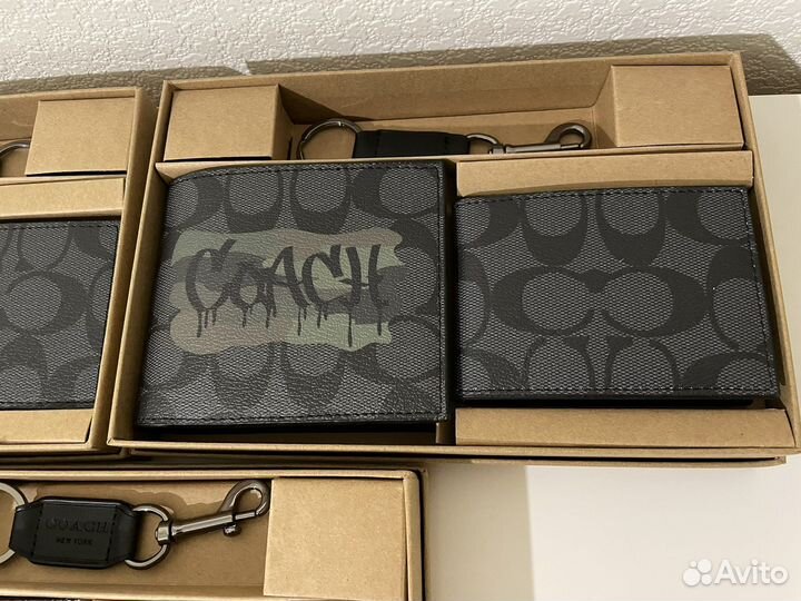 Кошелек Coach