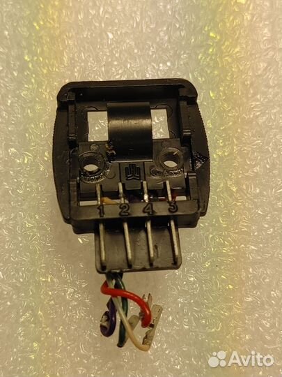 Держатель для головок звукоснимателя гзм(005,105)