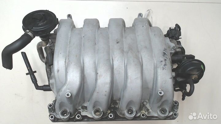 Коллектор впускной Volkswagen Touareg, 2004