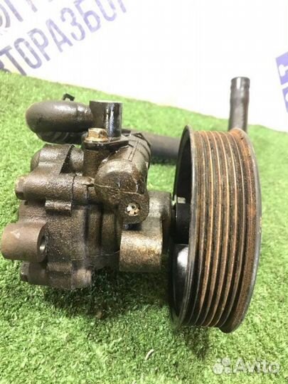 Насос гур Kia Sorento кроссовер 2.5 D4CB 140Л.С