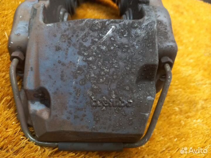 Суппорт передний левый Volkswagen Touareg 7L BMV