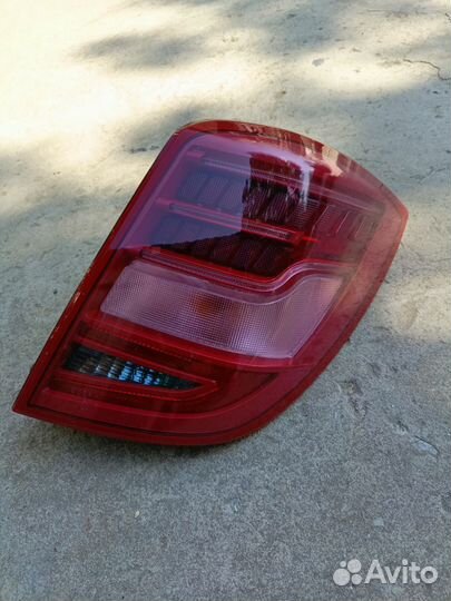 Задняя фара правая. Лифан x60