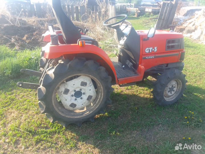 Мини-трактор Kubota GT3, 2014