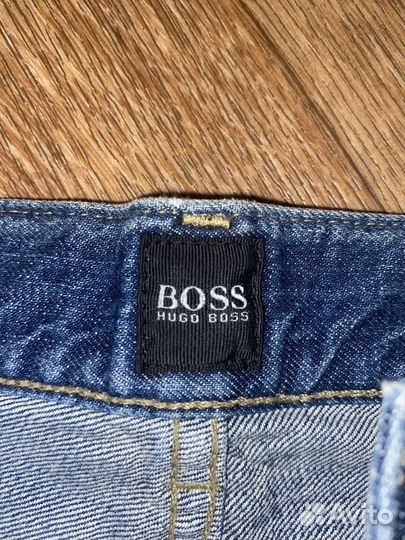 Джинсы hugo boss