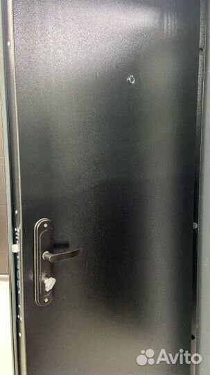 Дверь входная