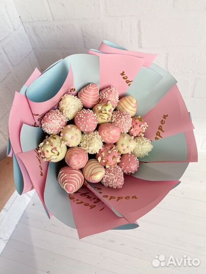 Клубника в шоколаде букет