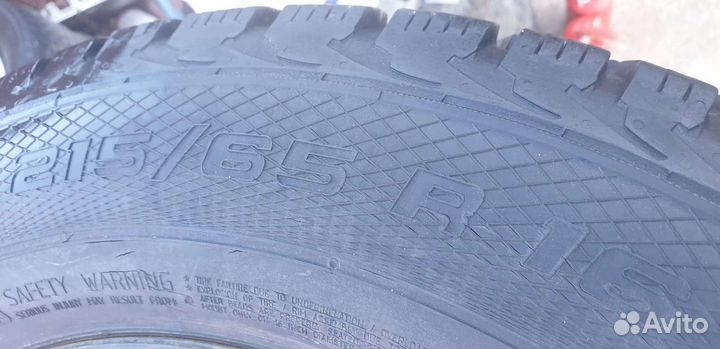 Комплект зимних колес r16 215 65