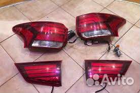 Комплект фонарей Mitsubishi Outlander 3
