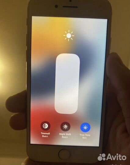 Телефон iPhone 8