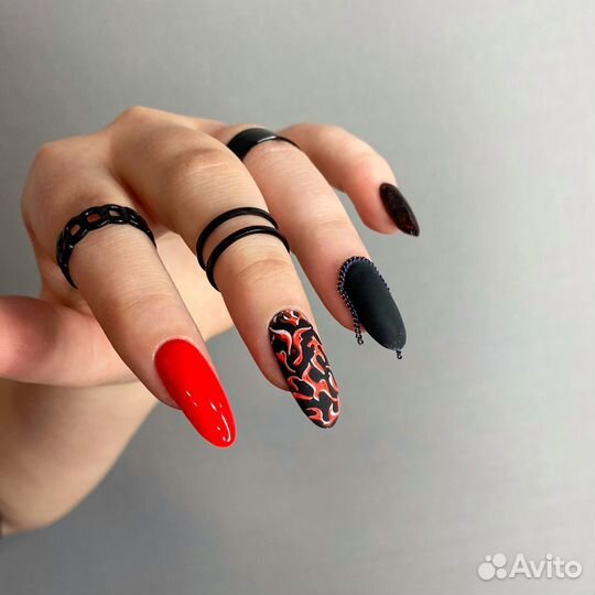 Маникюр с покрытием гель-лак и укрепление