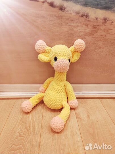 Жираф из плюшевой пряжи