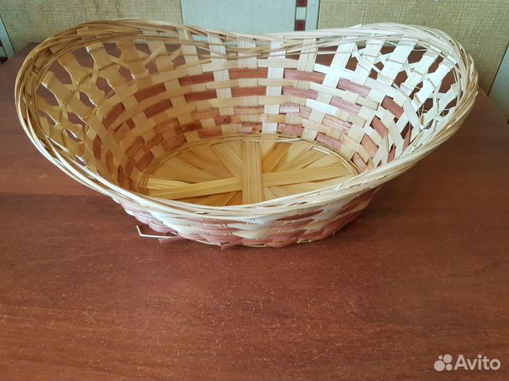 Корзина плетеная