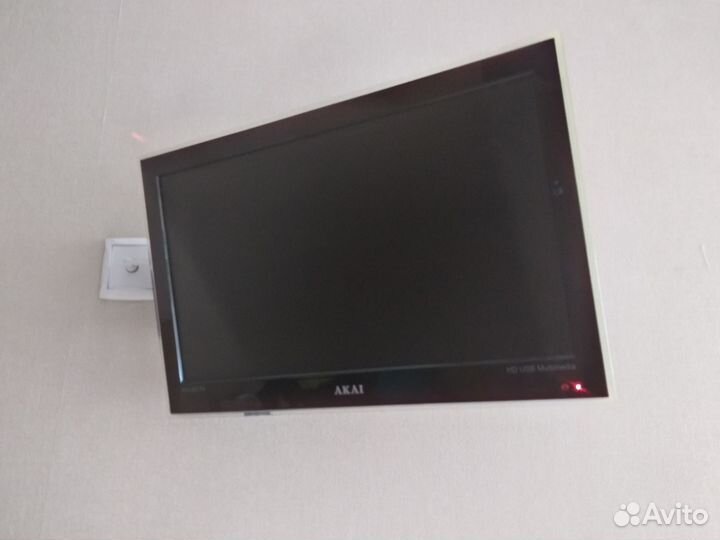 Телевизор akai Lea 19V07P