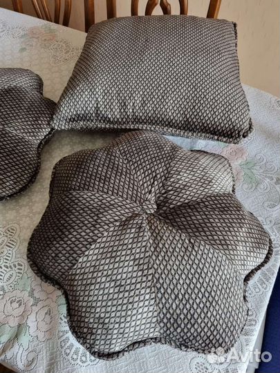Диванные подушки