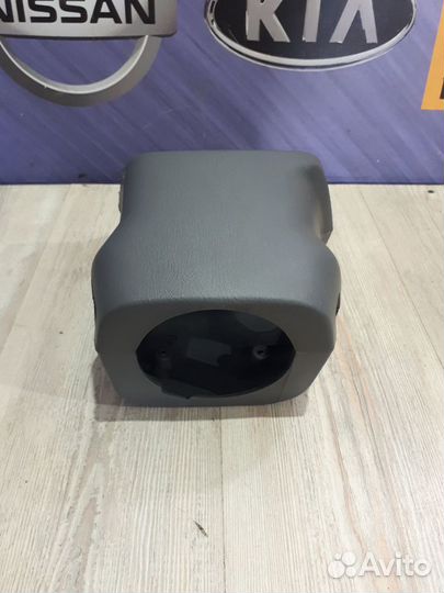 Кожух Накладка рулевой колонки Nissan NP300