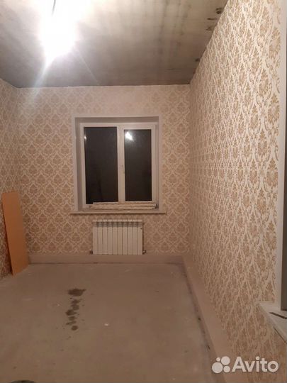 Проклейка обоев