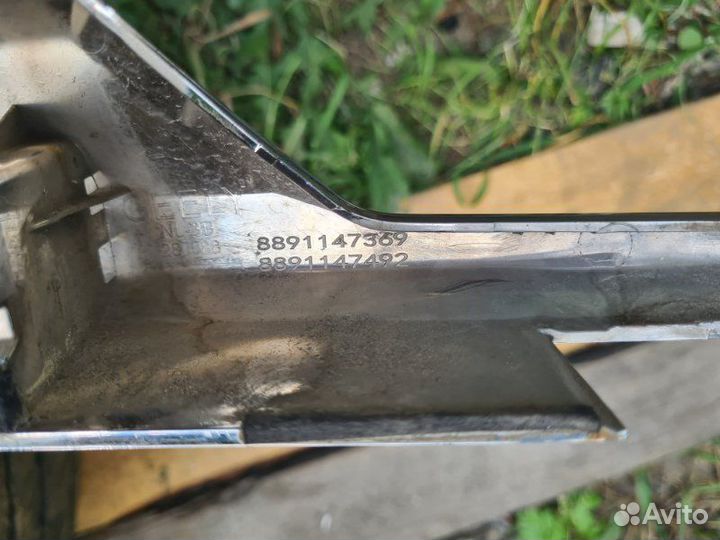 Накладка крышки багажника Geely Atlas Pro 2021