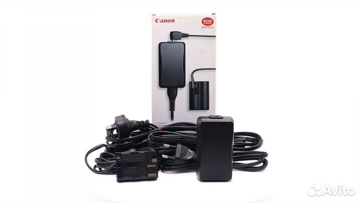 Сетевой адаптер Canon ACK-E2 в упаковке