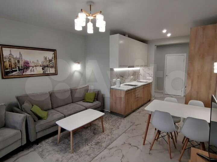 2-к. квартира, 58 м², 4/14 эт.