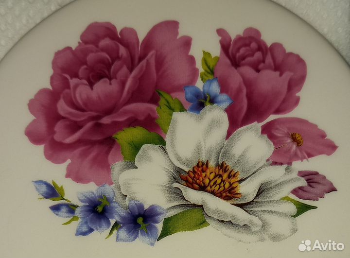 Чайник заварочный, солонка и перечница