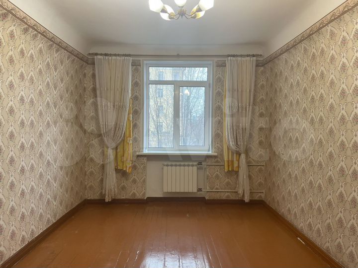 2-к. квартира, 54 м², 2/5 эт.