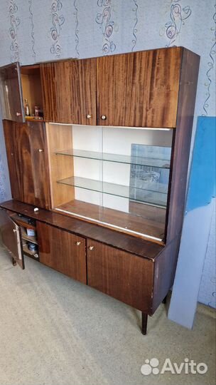 Отдам бесплатно сервант