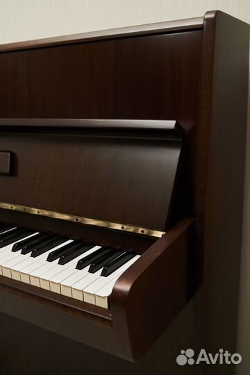 Пианино Weinbach, фаб. Petrof, Чехословакия