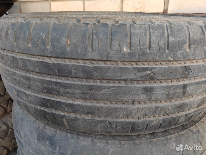 Nokian Tyres Hakka Blue SUV 235/70 R16 106H