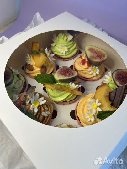 Капкейки, кексы, меренговый рулет на заказ