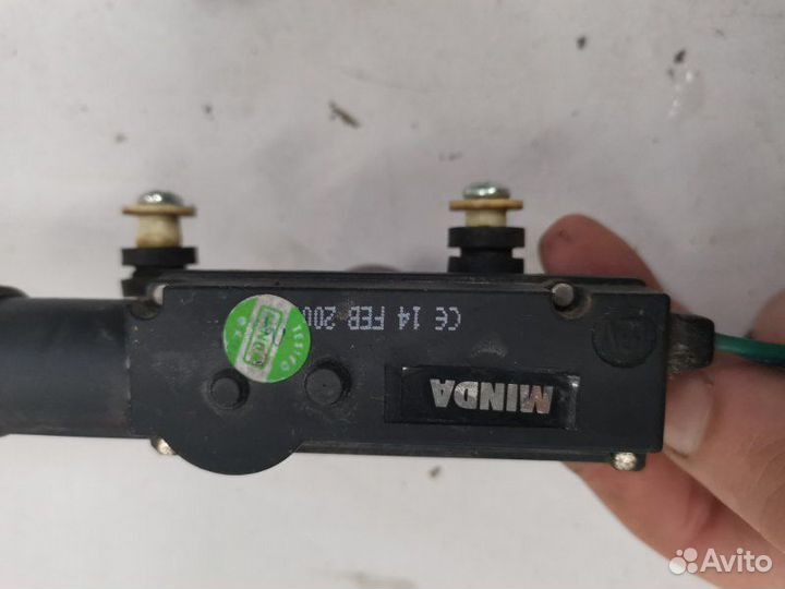 Активатор замка двери передний правый Daewoo Nexia