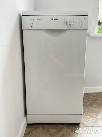 Тихая посудомоечная машина Bosch 45 см SPS25FW13R