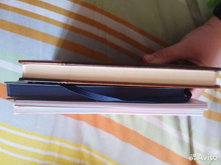 Ежедневники и блокноты