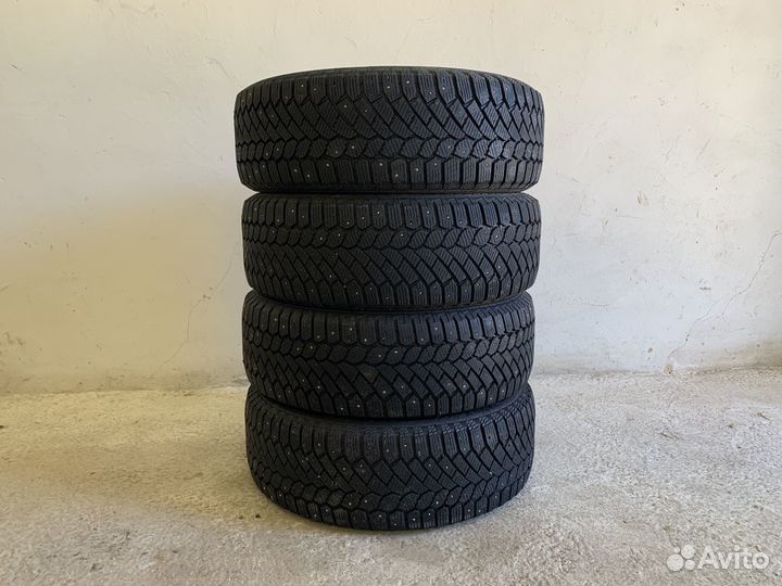 Gislaved Nord Frost 200 SUV 215/60 R17