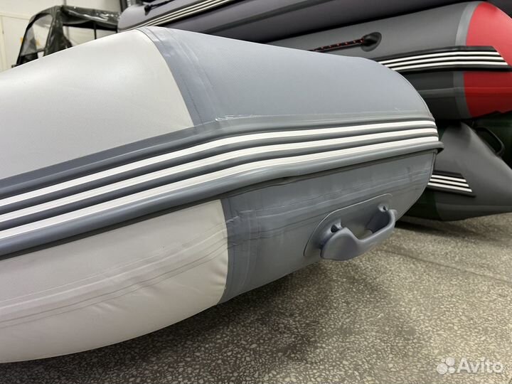 Надувная лодка Пвх Gladiator (Гладиатор) B370