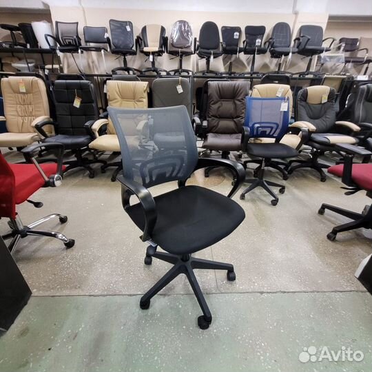 Офисное кресло Бюрократ Ch-695