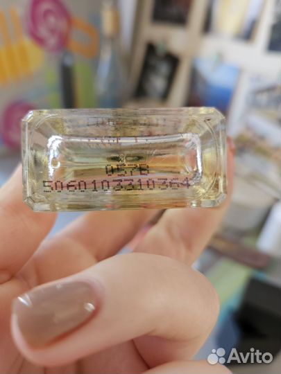 Escentric Molecules esentric 04