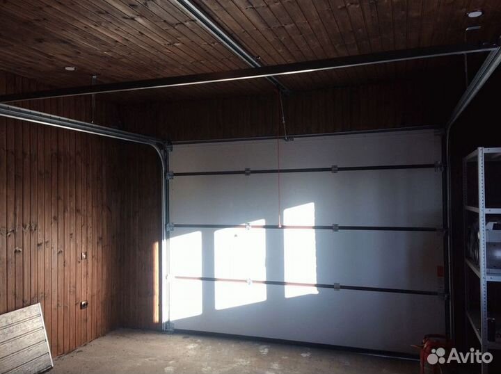 Гаражные секционные ворота Алютех 2500х2250