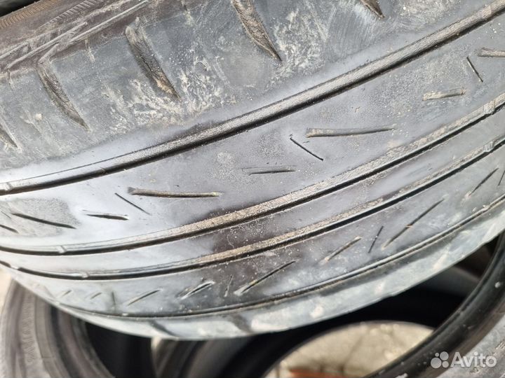 Bridgestone MY-02 Sporty Style 215/45 R17