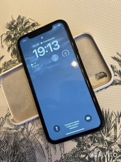 iPhone Xr, 64 ГБ