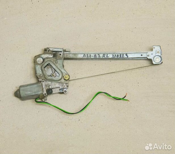 Стеклоподъемник электро задний левый Audi 80 B3