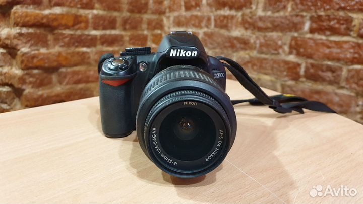 Nikon D3100 18-55mm VR KIT