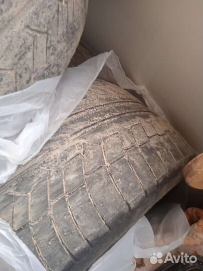 Achilles Desert Hawk UHP 275/45 R20