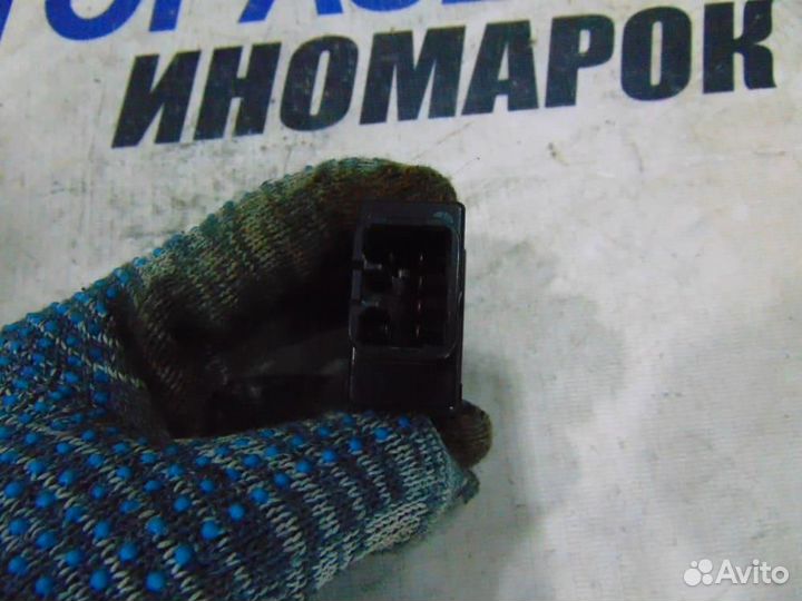 Кнопка обогрева сидений для Toyota Corolla 9 2001