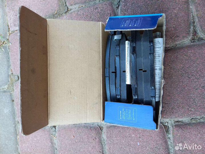 Тормозные колодки HI-Q