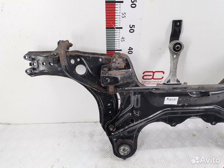 Балка для Volkswagen Golf 4