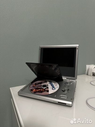 Портативный dvd плеер philips