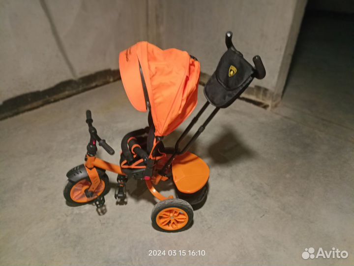 Трехколесный велосипед детский Lamborghini