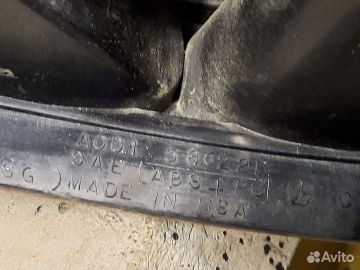 Задний левый фонарь Dodge stratus оригинал