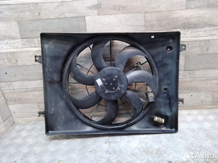 Вентилятор охлаждения радиатора Hyundai Tucson